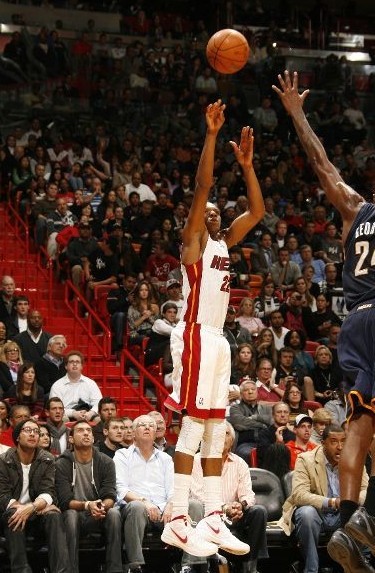 待阵容强点 待阵容强点